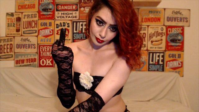 Welcome to cammodel profile for QueenJessica: Gloves