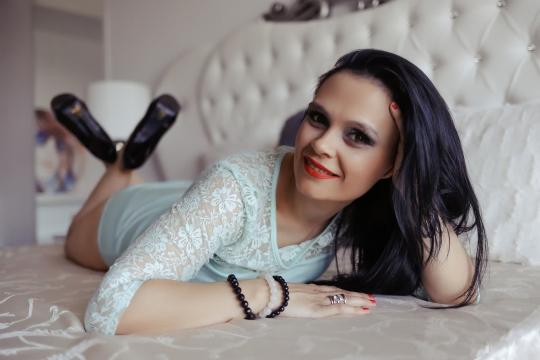 Explore your dreams with webcam model prettywoman31: Cosplay