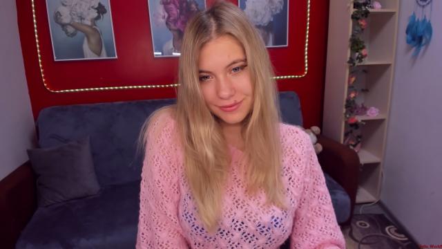Welcome to cammodel profile for CameliaBrown: Kissing
