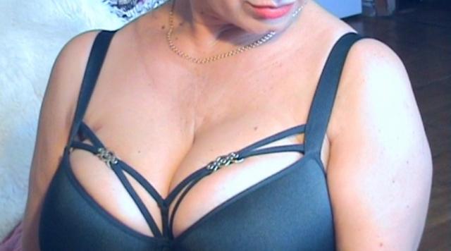 Why not cam2cam with TittiesFuck: Nipple play