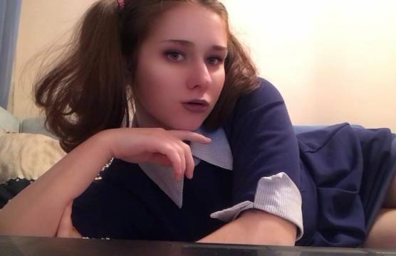 Watch cammodel smallwitch25