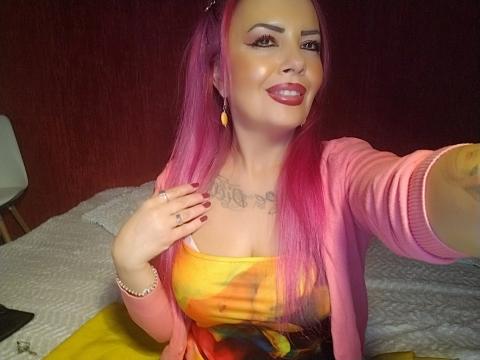 Adult chat with AnalBlondeSexx: Lingerie & stockings