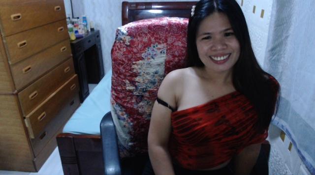 Adult webcam chat with sweetsensual69: Strip-tease
