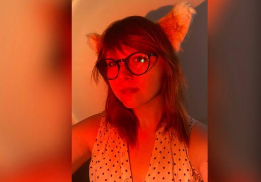 Start video chat with PlayfulF0x: Glasses