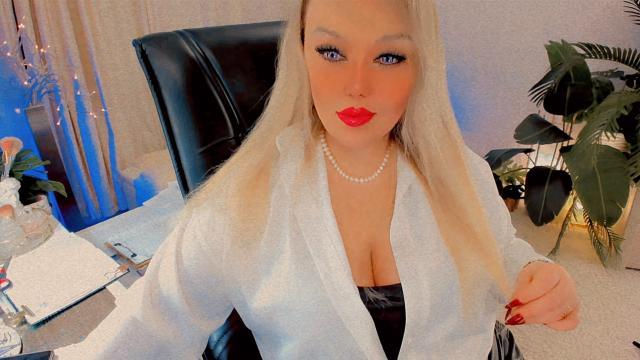 Find your cam match with ETERNAME: BDSM