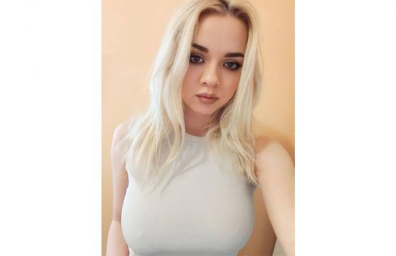 Why not cam2cam with 1MissChanel: Ask about my other interests
