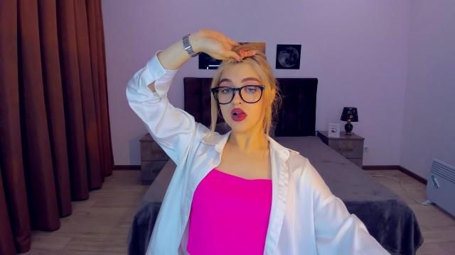 Why not cam2cam with AdeleLawrence: Nylons