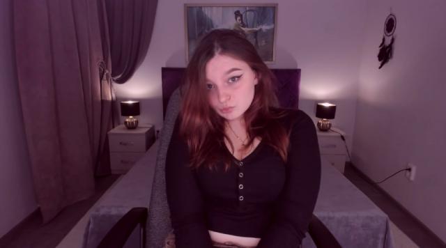 Start video chat with KristinaGlory: Lingerie & stockings