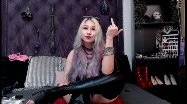 Why not cam2cam with KaziaSwart: Smoking