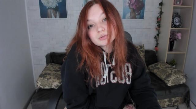 Adult webcam chat with KristinaGlory: Nylons