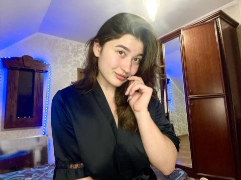 Adult webcam chat with yourCuteSofia