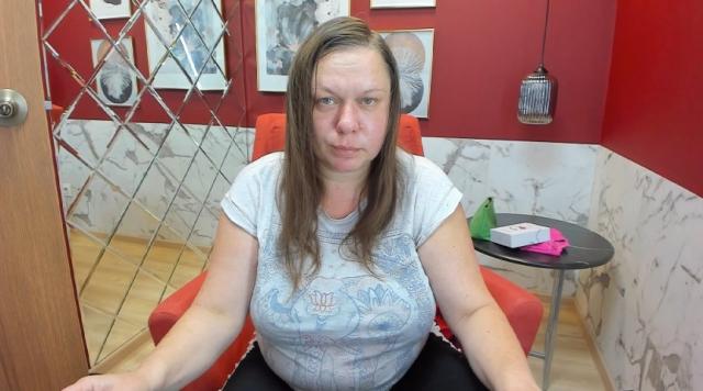 Welcome to cammodel profile for KellyPerfection: Slaves