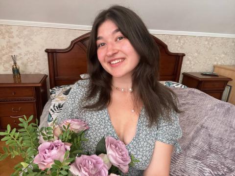 Why not cam2cam with yourCuteSofia