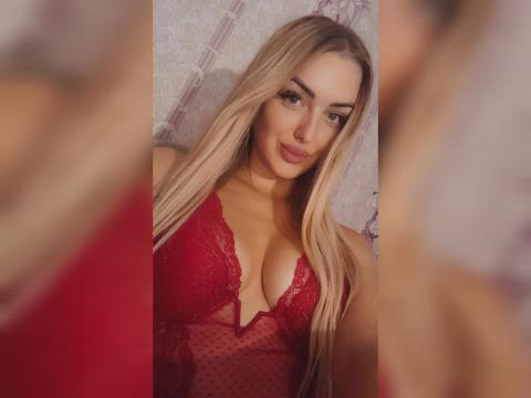 Welcome to cammodel profile for Amy19: Piercings & tattoos