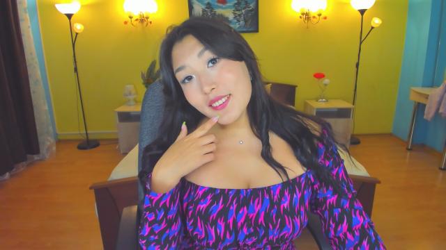 Explore your dreams with webcam model AgnessaCole: Legs, feet & shoes