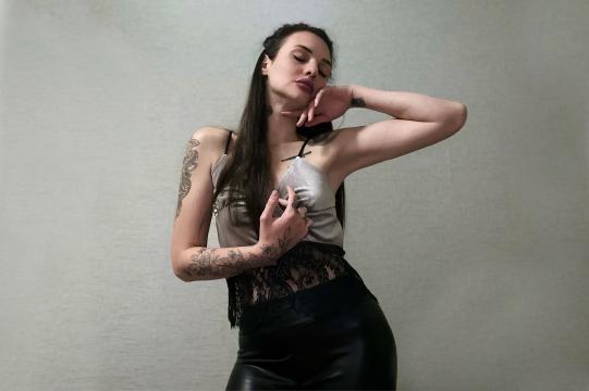 Adult webcam chat with MaryMee: Leather