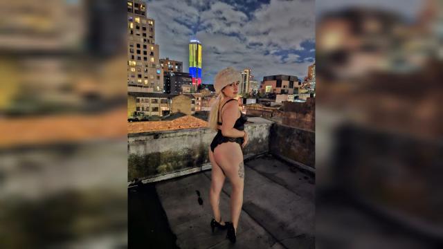 Connect with webcam model Misscharlot: Squirting