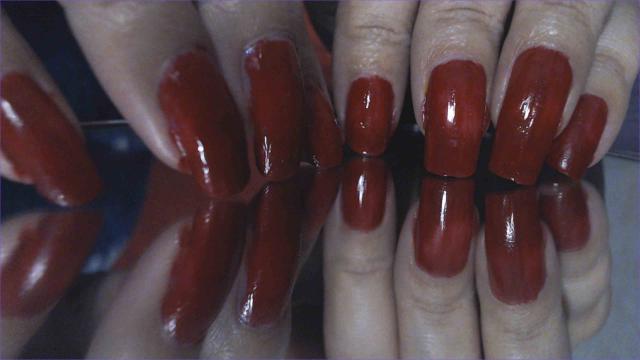Find your cam match with LuckyLilu: Nails