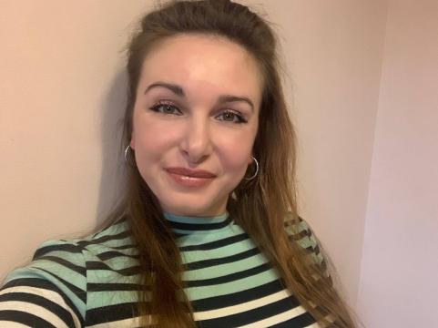 Connect with webcam model MyBabyDoll: Conversation