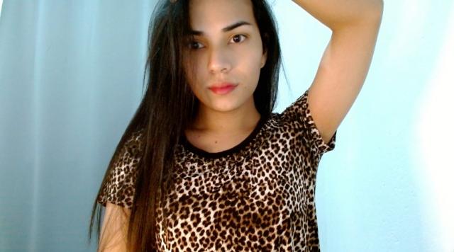 Welcome to cammodel profile for AkiraGhon: Kissing