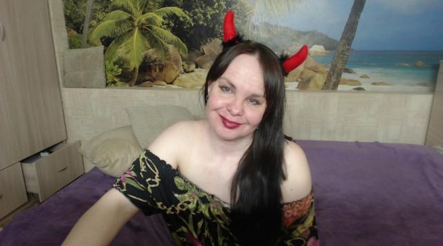 Explore your dreams with webcam model Destinybbb: Role playing