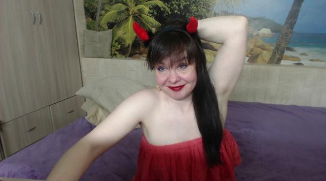 Find your cam match with Destinybbb: Squirting