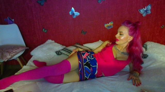 Welcome to cammodel profile for AnalBlondeSexx: Mistress