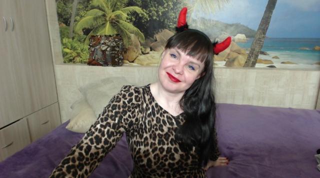 Welcome to cammodel profile for Destinybbb: Strip-tease
