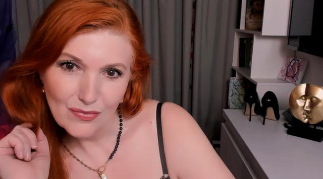 Adult webcam chat with AlmaZx: Kissing