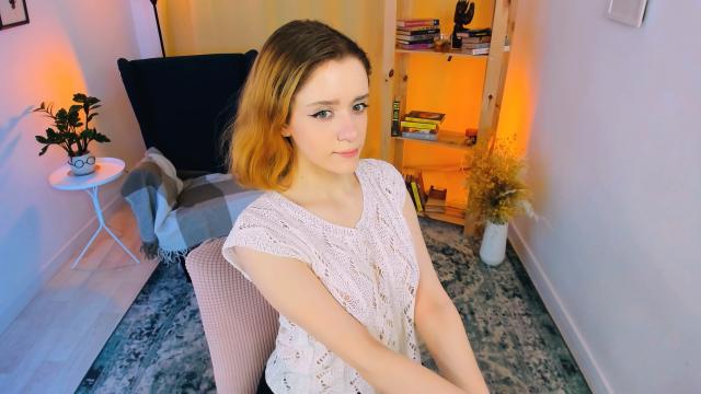Why not cam2cam with FrancescaSmit: Live orgasm