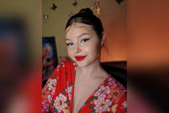 Find your cam match with 0000JuicyPeach: Dancing