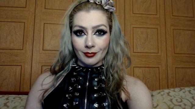 Webcam chat profile for QueenJessica: Slaves