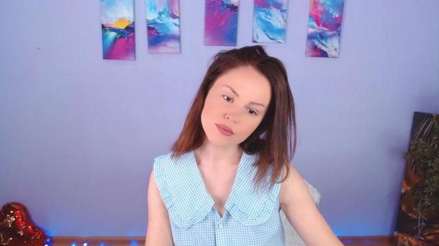 Webcam chat profile for VickyGold: Foot fetish