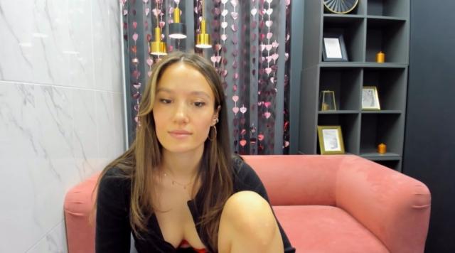 Explore your dreams with webcam model AgnesGoddes: Nails