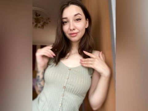 Why not cam2cam with SweetAli: Conversation