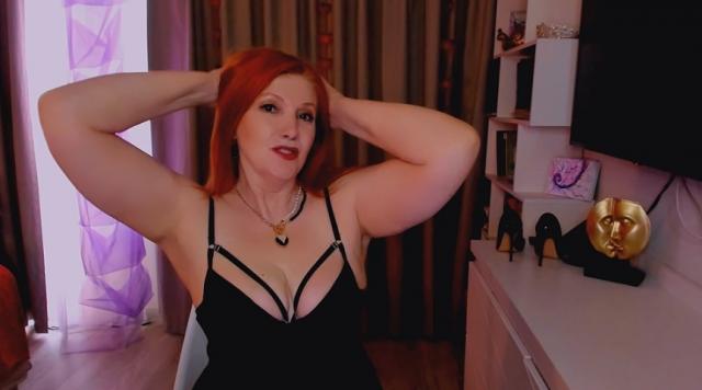 Adult webcam chat with AlmaZx: Smoking