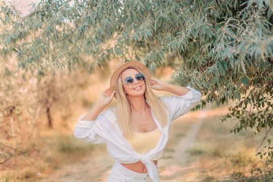 Watch cammodel Blondebaby: Outdoor Activities