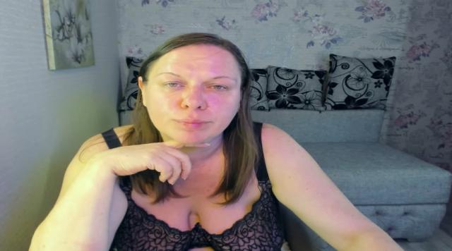 Adult webcam chat with KellyPerfection: Lingerie & stockings