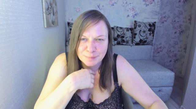 Adult webcam chat with KellyPerfection: Lingerie & stockings