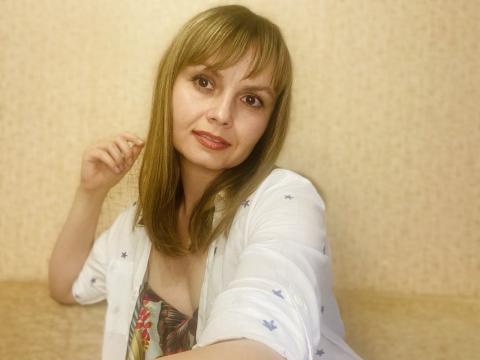 Connect with webcam model Pilainel: Ask about my Hobbies