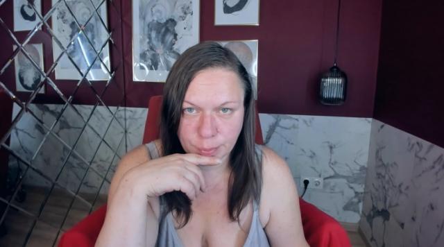 Why not cam2cam with KellyPerfection: Squirting