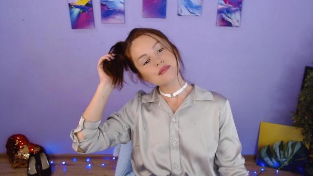 Connect with webcam model VickyGold: Ask about my other activities