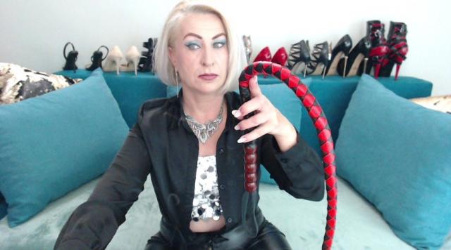 Webcam chat profile for DommeNadia: Discipline