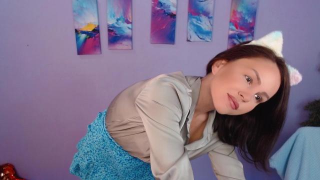 Welcome to cammodel profile for VickyGold: Strip-tease