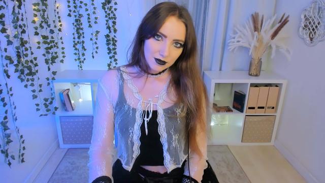 Watch cammodel Decadancee: Femdom