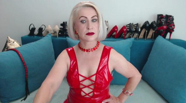 Why not cam2cam with DommeNadia: Fishnets