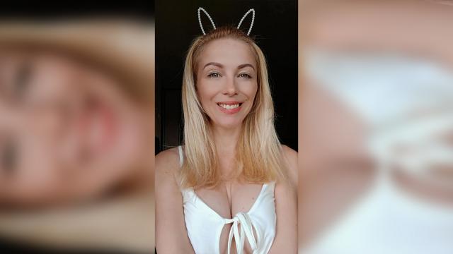 Adult chat with MarshmellowRose: Nipple play