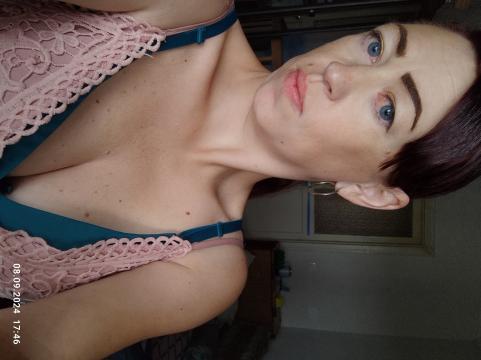 Find your cam match with AliceTasty: Ask about my other interests