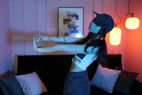 Why not cam2cam with MelissaCarefu: Smoking