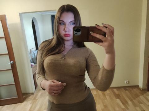 Adult chat with MimiPrety: Strip-tease